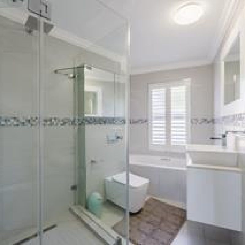 BATHROOM-1.jpg