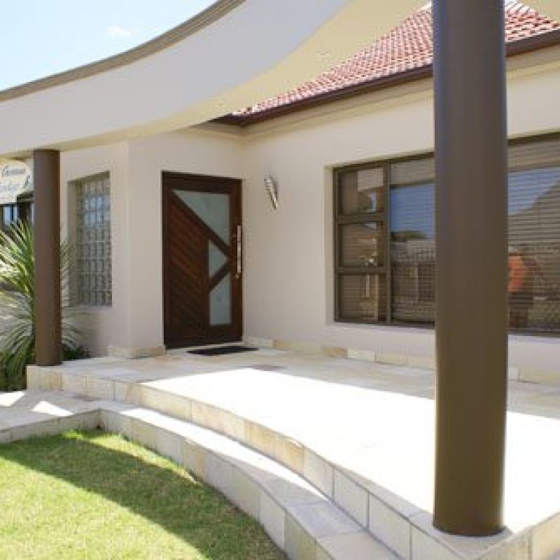 5th Avenue Lodge, Halaal accommodation in Rondebosch East